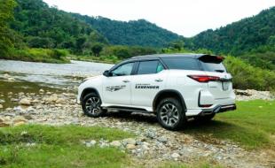 Cùng Toyota Fortuner lao vào hoang dã
