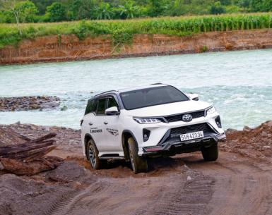 Cùng Fortuner lao vào nơi hoang dã