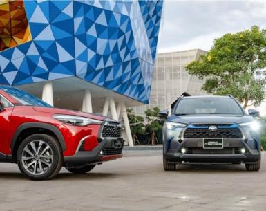 Các mẫu xe Toyota 5 chỗ gầm cao và bảng giá mới nhất (04/2023)