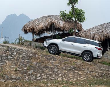 Toyota nâng cấp trang bị và thay đổi giá bán với mẫu xe Fortuner 2024