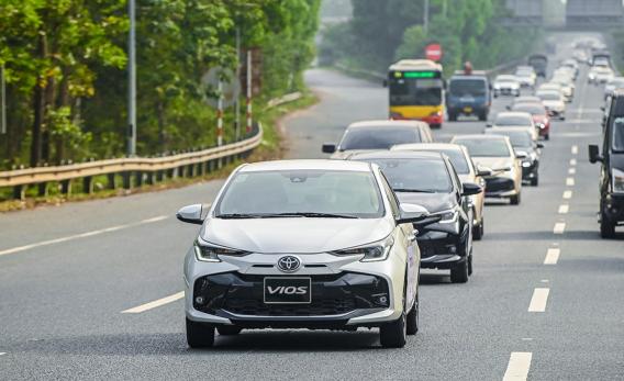 Người dùng xe qua nhiều thế hệ đánh giá “Toyota Vios là lựa chọn cho sự gắn bó dài lâu”