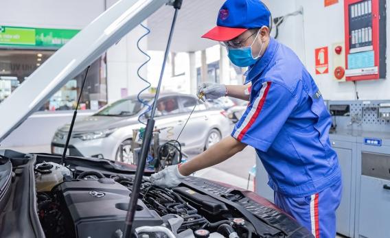 Bạn đã biết: Bao lâu nên thay dầu và cách chọn dầu động cơ ô tô