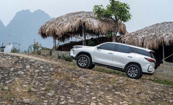 Toyota nâng cấp trang bị và thay đổi giá bán với mẫu xe Fortuner 2024