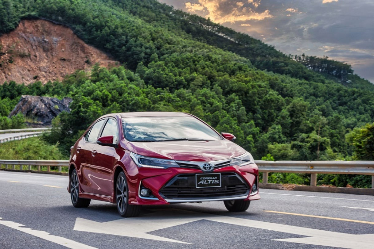 Toyota Corolla Altis 