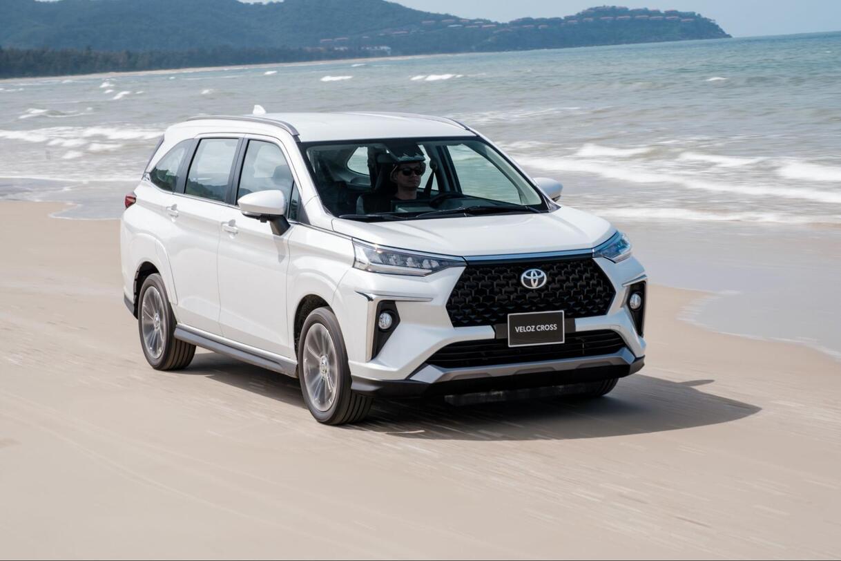 Bảng giá xe Toyota Veloz Cross 