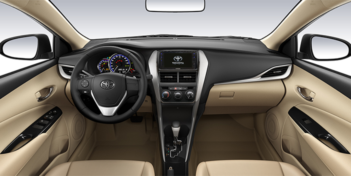 Khoang lái  xe Toyota Vios 1.5E CVT (3 túi khí)
